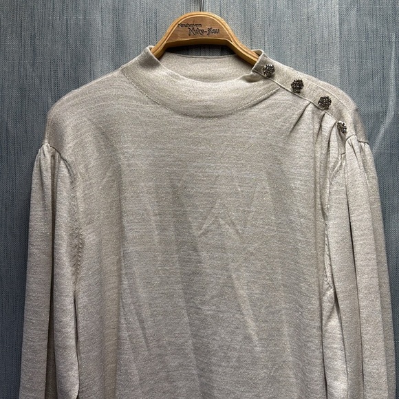 🇺🇸 Liz Claiborne gold stitch Cream Button-Shoulder Sweater size 2X - Picture 3 of 10